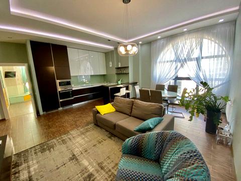 квартира за адресою Дмитра Яворницького просп. (Карла Маркса), 3