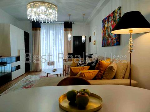 квартира по адресу Михаила Максимовича ул. (Трутенко Онуфрия), 24