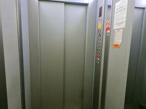 квартира за адресою Мостобудівників вул., 18