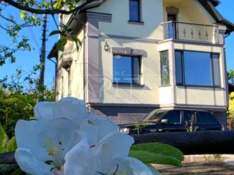 будинок за адресою Садова