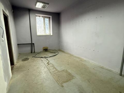 комерційна за адресою Дубно, Кондратюка, 2