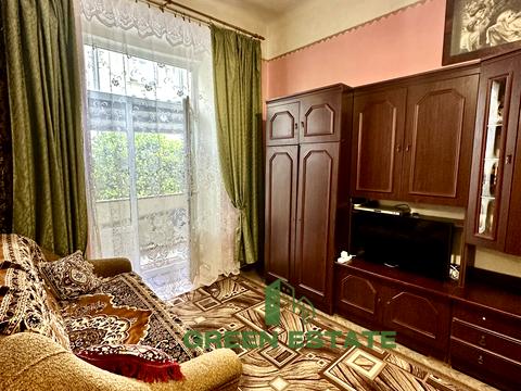 квартира за адресою Пантелеймона Куліша вул., 4