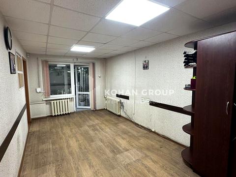 коммерческая по адресу Каменецкая ул., 84