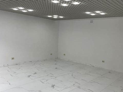 комерційна за адресою Берегова вул., 20