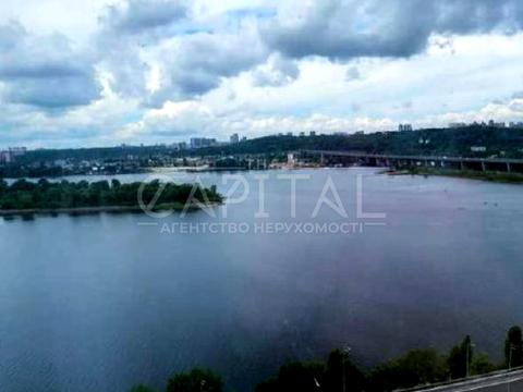 квартира за адресою Дніпровська набережна вул., 15-Д