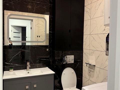 квартира за адресою Домбровського вул., 75