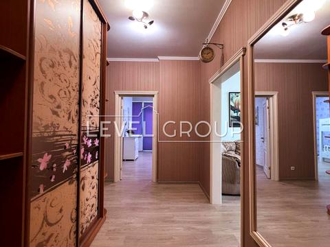 квартира за адресою Дніпровська набережна вул., 14-Б