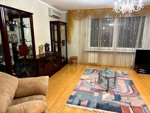 квартира за адресою Олександра Кониського вул., 52-58