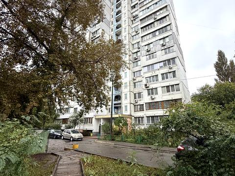 квартира за адресою Каштанова вул., 14-Б