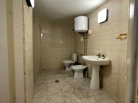 комерційна за адресою Грецька вул., 11