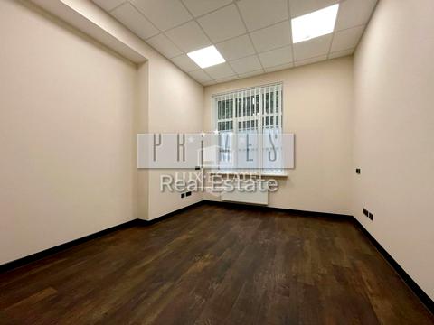 комерційна за адресою Івана Франка вул., 11