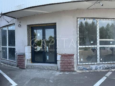 комерційна за адресою Драгоманова вул., 1-н