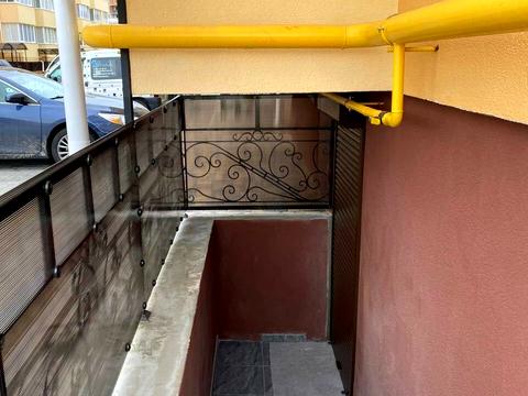 комерційна за адресою Тарасівська, 25