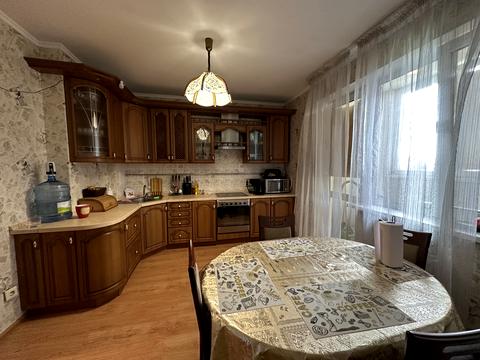 квартира за адресою Воскресенський просп. (Перова), 10а