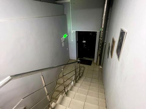 коммерческая по адресу Науки просп., 33а