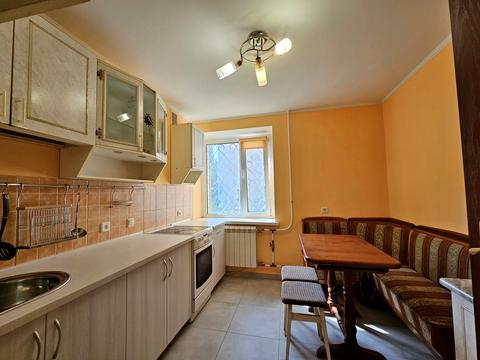 квартира за адресою Академіка Корольова вул., 2-А