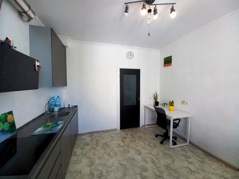 квартира за адресою Академіка Булаховського вул., 5-В