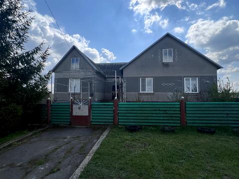 будинок за адресою Провулок Вишневий, 10