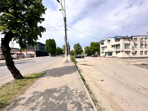ділянка за адресою Чорновола вул.