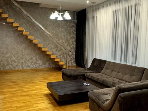 квартира по адресу Панаса Мирного ул., 4