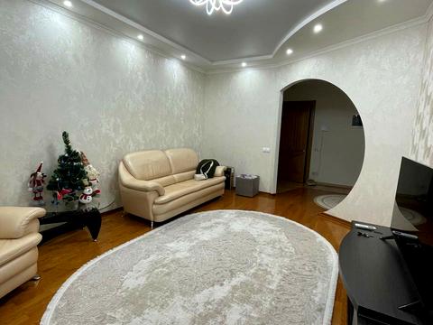 квартира за адресою Космічна вул., 3-А