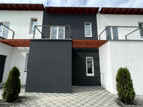 будинок за адресою вул. Весняна