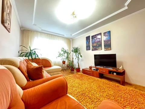 квартира за адресою Василя Симоненка вул., 7