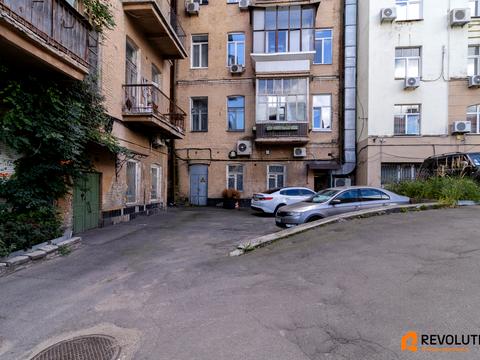 квартира за адресою Хорива вул., 15/8
