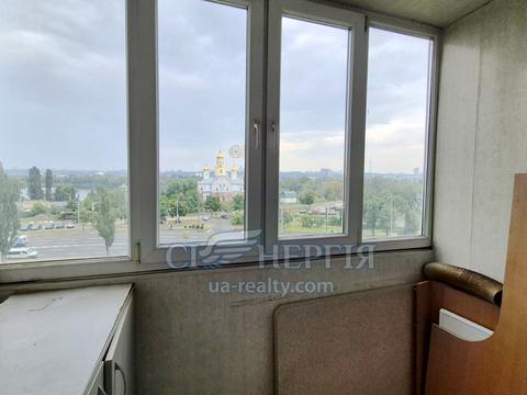 квартира за адресою Героїв полку "Азов" вул. (Маршала Малиновського), 11