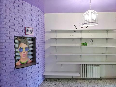 комерційна за адресою Кам'янецька вул., 118