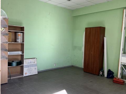 комерційна за адресою Барона Штенгеля, 3а