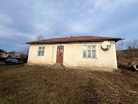 будинок за адресою Зарічанська
