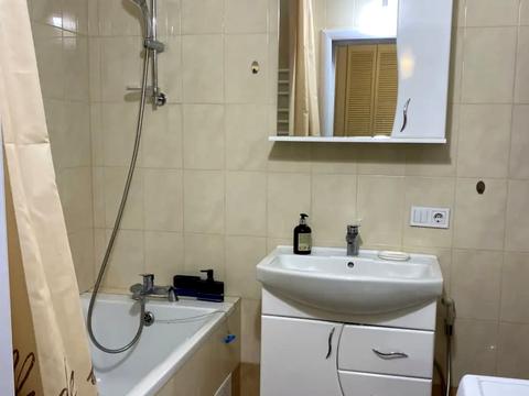 квартира за адресою Завальна вул., 10-В