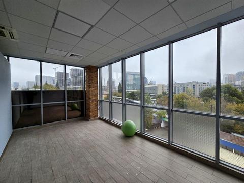 комерційна за адресою Івана Федорова вул., 29 а