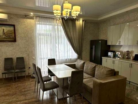 будинок за адресою Одеса, Китобійна вул.