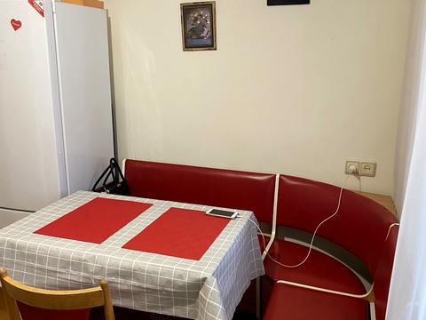 квартира по адресу Ларисы Руденко ул., 10-Б