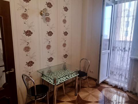 квартира за адресою Гната Хоткевича вул. (Червоногвардійська), 10