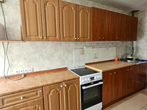 квартира за адресою житловий масив Тополя-3 вул., 14