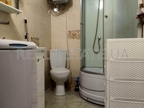 квартира за адресою Лобачевського пров., 7-А