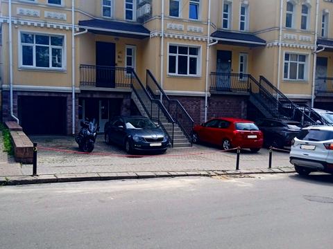 комерційна за адресою Жамбила Жабаєва вул. (Кузьминська), 7А