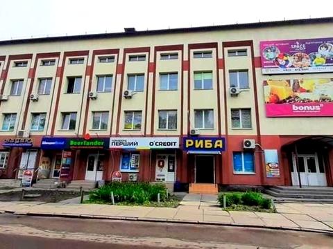 комерційна за адресою Сергія Москаленка вул. (Красовського), 25