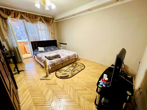 квартира за адресою Русанівська набережна вул., 8