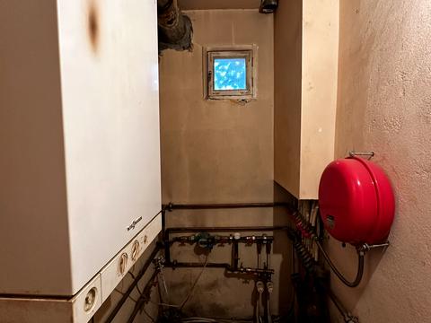 дом по адресу Українська