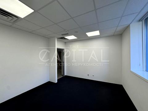 комерційна за адресою Шовковична вул., 42/44