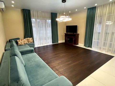 будинок за адресою Яснополянська вул., 28