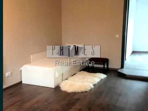 будинок за адресою Русанівські сади вул., 1