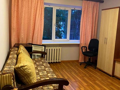 кімната за адресою Олега Антонова вул. (Карла Маркса), 11