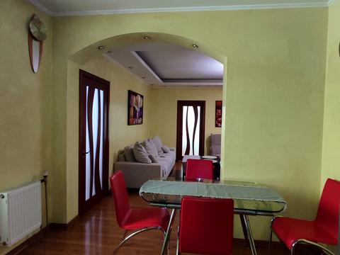 квартира за адресою Раїси Окіпної вул., 4-А