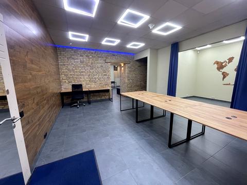 коммерческая по адресу Саксаганского ул., 43