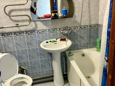 квартира за адресою Космонавтів вул., 77-А